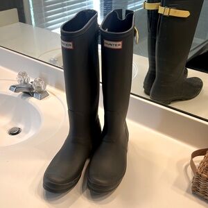 Women’s Hunter Boots size 9